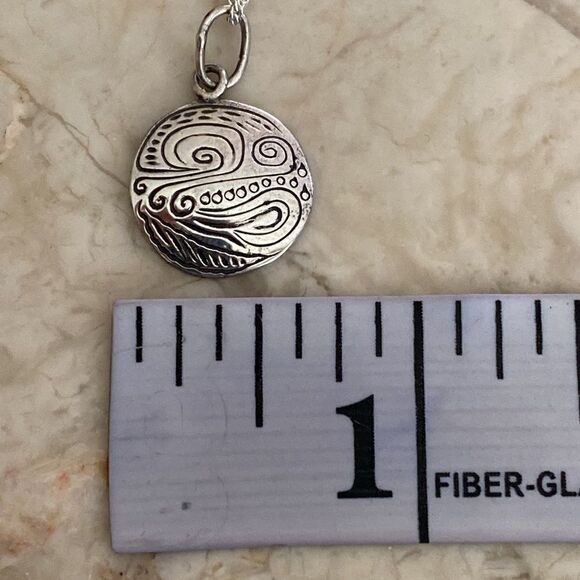 2003 Sterling Silver Signed First Nations Handcrafted Sea Bear Pendant Necklace - Picture 6 of 8